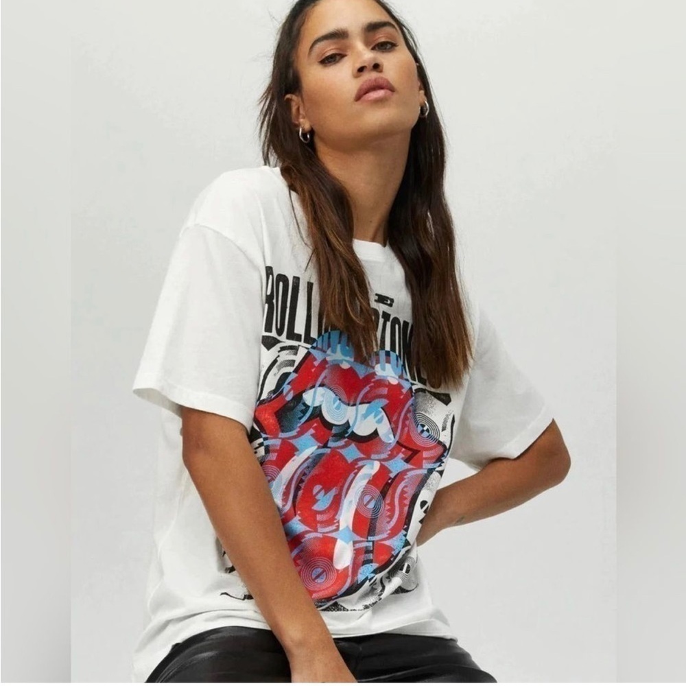 Daydreamer Rolling Stone Graphic Boyfriend Short Sleeve Top White Size Medium
